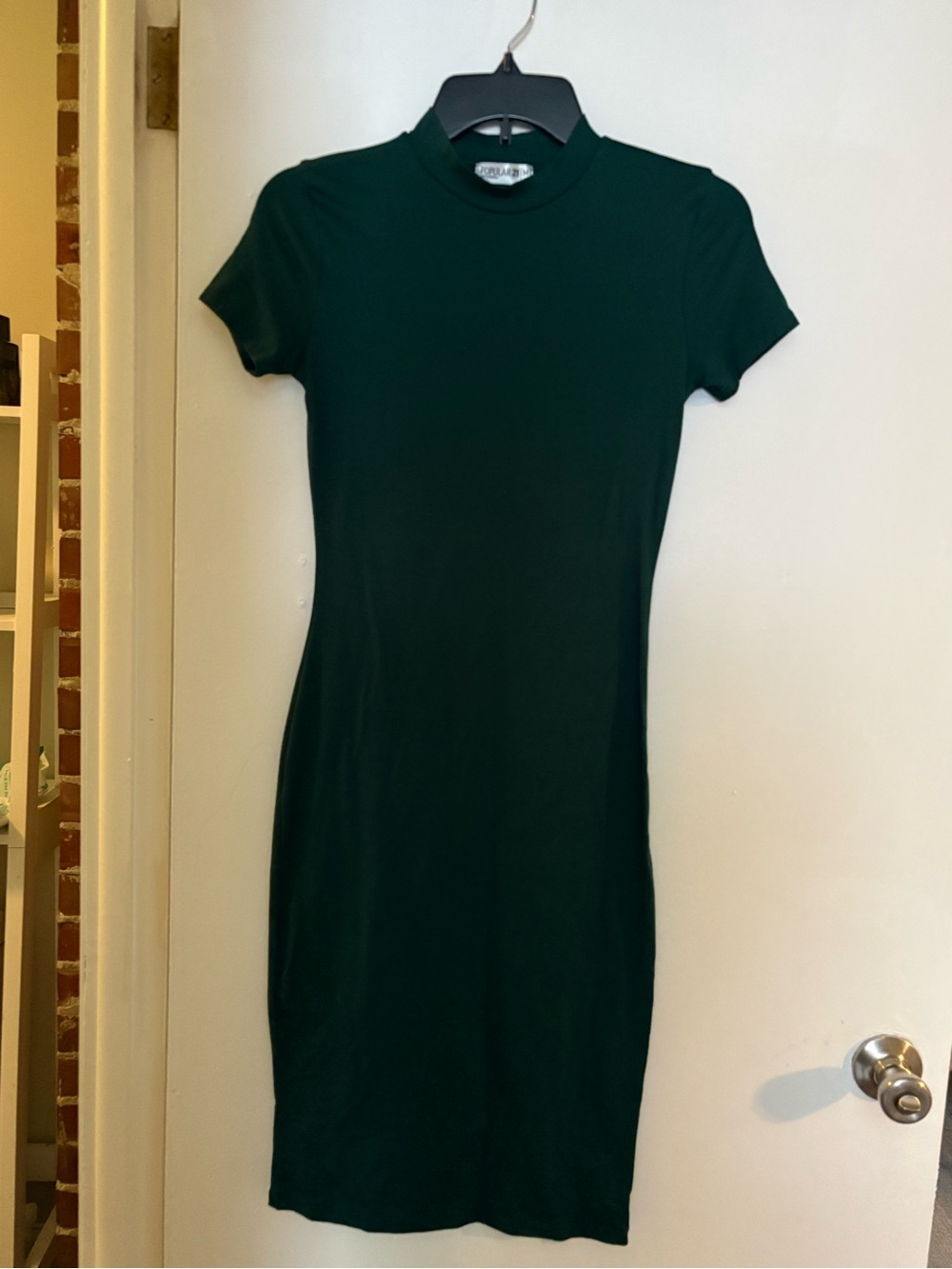 Classic Forest Green Short-Sleeve Midi Dress